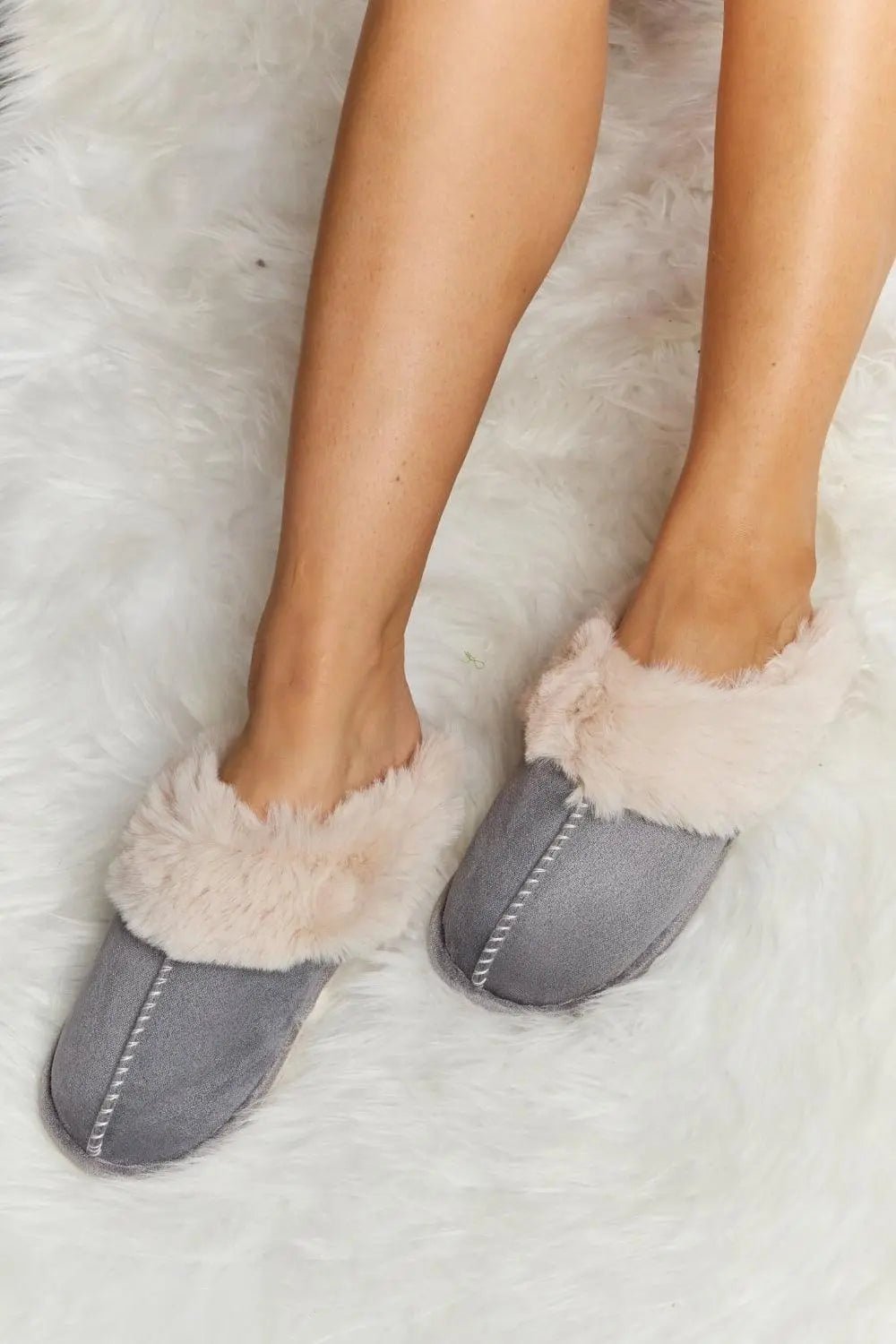 Melody Fluffy Indoor Slippers - Sweet Wildflower Boutique