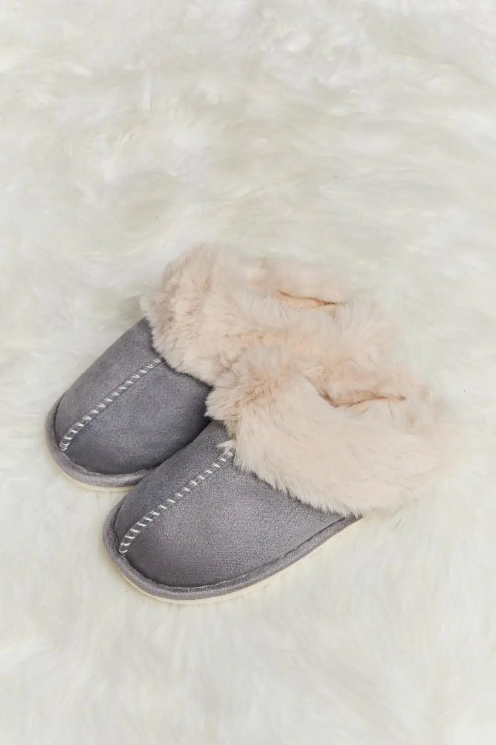 Melody Fluffy Indoor Slippers - Sweet Wildflower Boutique