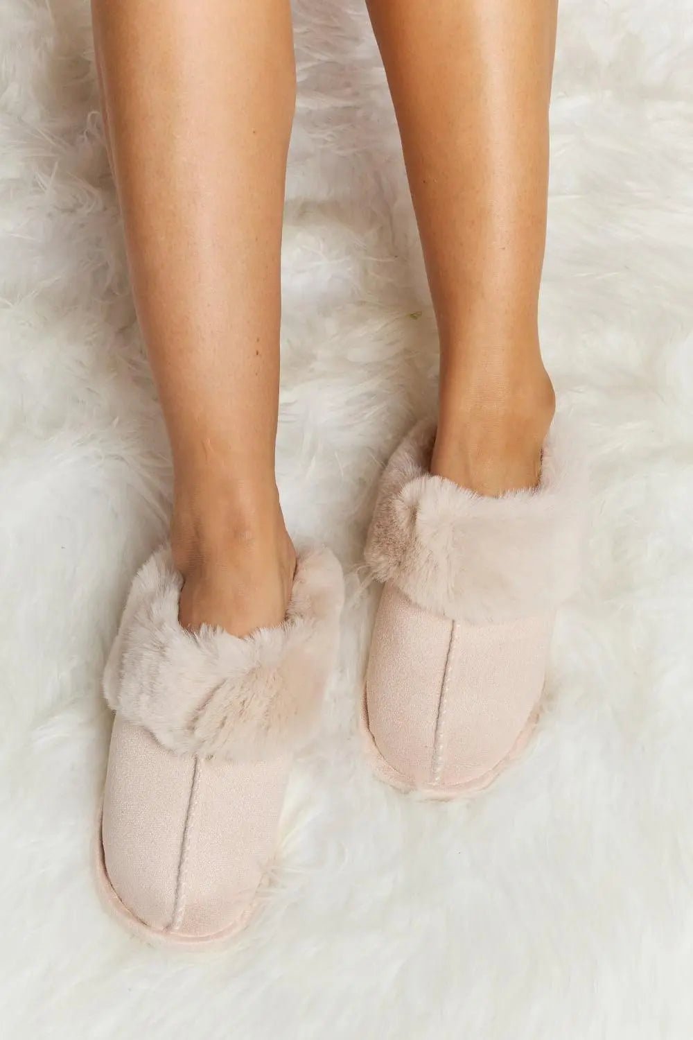 Melody Fluffy Indoor Slippers - Sweet Wildflower Boutique