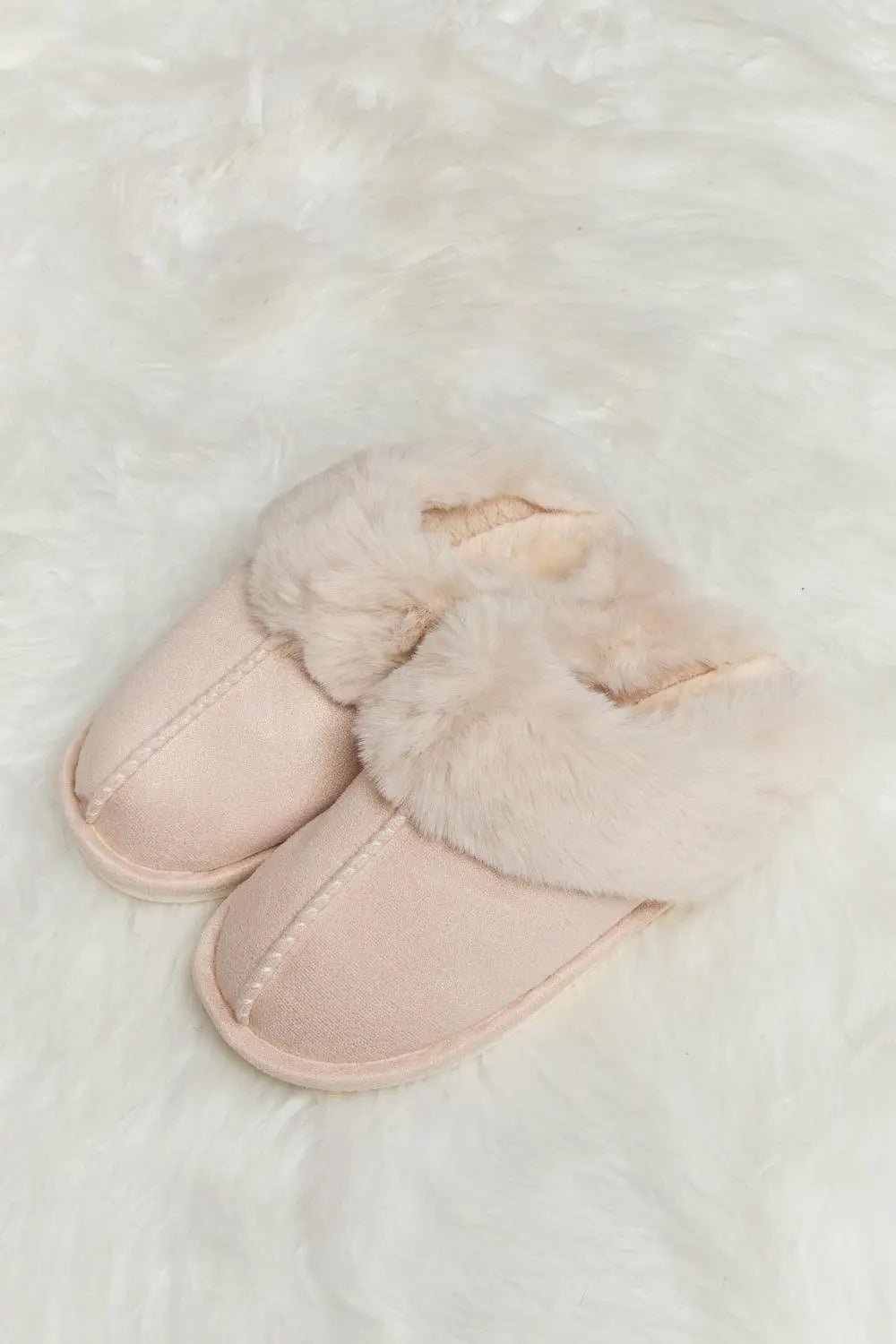 Melody Fluffy Indoor Slippers - Sweet Wildflower Boutique