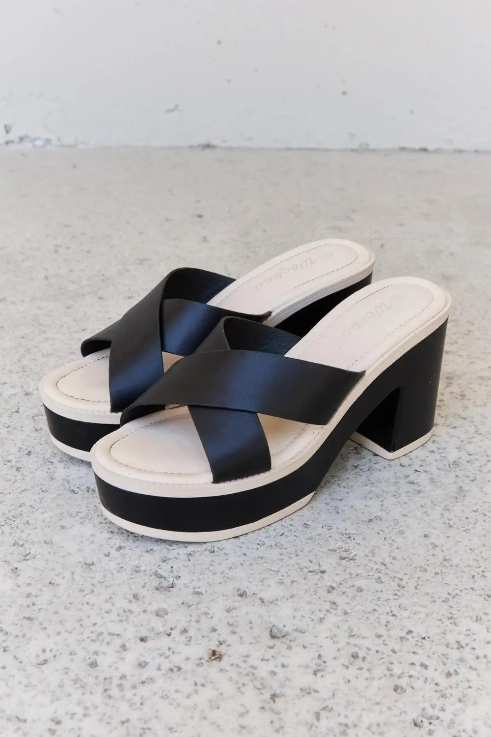 Weeboo Cherish The Moments Contrast Platform Sandals in Black - Sweet Wildflower Boutique